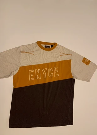 T-Shirt Oversize , marque: Vintage, état: Très bon état, taille: M, 10,00 €, 11,20 € Protection acheteurs incluse