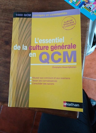 💡l essentiel de la culture generale en QCM💡, condizioni: Ottime, €5.00, €5.95 include la Protezione acquisti