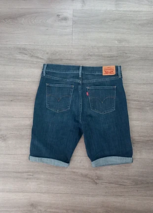 🌞 Short En Jean Levi's Vintage Bleu Taille W31        06300625, marke: Levi's, zustand: Sehr gut, größe: L / 40 / 12, 22,00 €, 23,80 € beinhaltet Vinted-Käuferschutz Pro