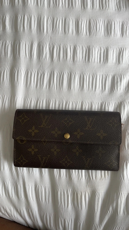 Authentic Louis Vuitton purse clutch - Vinted