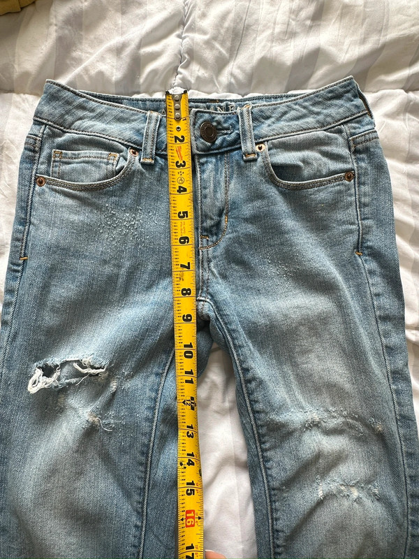 American Eagle Jeans 2