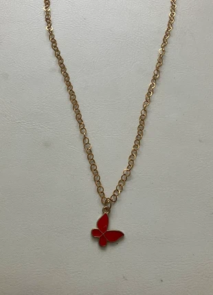 Red butterfly Necklace, merk: Butterfly, staat: Heel goed, € 4,00, € 4,90 inclusief Kopersbescherming