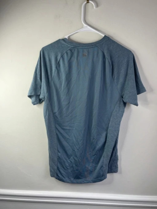 Layer 8 Men’s Workout Shirt Athletic Material Blue Size S good Condition 3