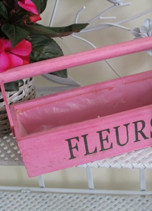 Shabby, pink wooden planter, garden/terrace decor, condizioni: Ottime, €4.00, €4.90 include la Protezione acquisti