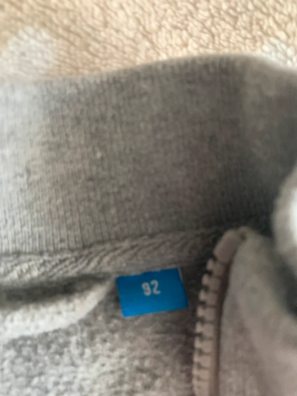 Lot pulls col roulé et gilet zip 2 ans - photo numéro 6