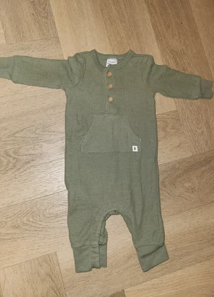 Boxpakje groen. Maat 62, merk: Modern Style, staat: Heel goed, maat: 3-6 maanden / 62 cm, € 3,50, € 4,38 inclusief Kopersbescherming