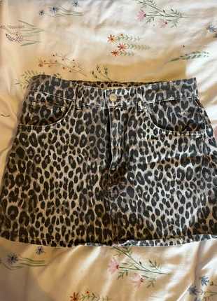 Pull and bear skirt, brand: Pull & Bear, condition: Very good, size: M / UK 12-14, £5.00, £5.95 includes Buyer Protection