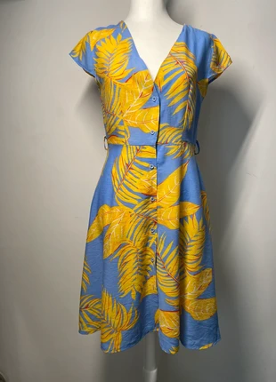 Abito azzurro giallo con bottoni Jestoms, marke: Jestoms, zustand: Sehr gut, größe: S / 36 / 8, 15,00 €, 16,45 € inklusive Vinted-Käuferschutz