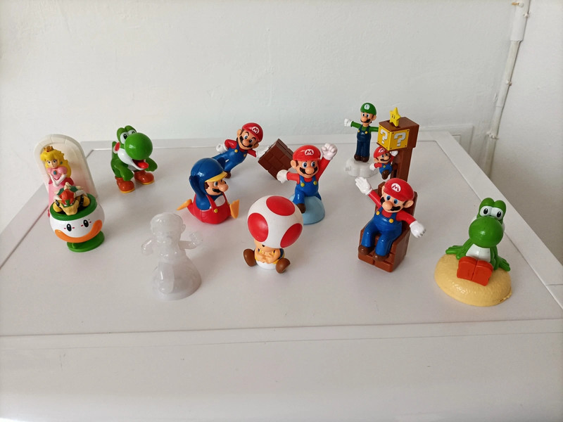 Mario bros, super Mario, Nintendo, Mario Bross, happy meal, Mario Happy  meal, McDonald, Mc Donald's