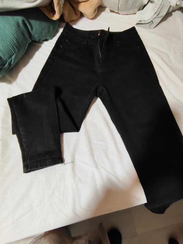 Pantalon vaquero negro Vinted