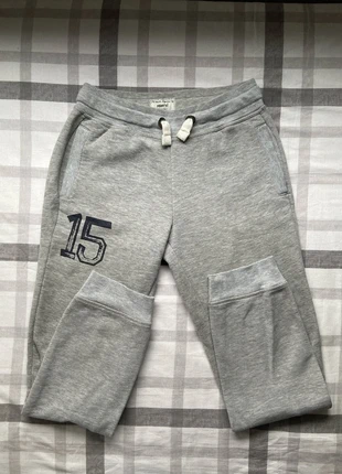 Pantalón jogger gris pepperts, marca: Pepperts, estado: Muito bom, tamanho: 12 anos / 152 cm, €7.00, €8.05 inclui Proteção do Comprador