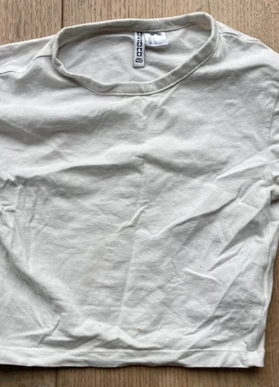 H&M T-shirt maat S, merk: H&M, staat: Goed, maat: S, € 5,00, € 5,95 inclusief Kopersbescherming