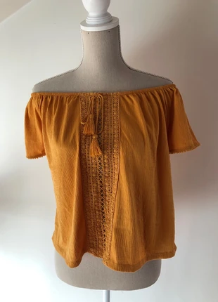 T-shirt épaules dénudées , marque: H&M, état: Très bon état, taille: M / 38 / 10, 4,00 €, 4,90 € Protection acheteurs incluse