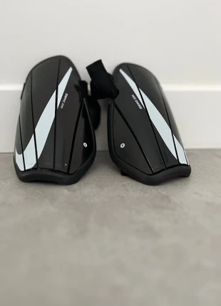 Protège tibia , marca: Nike, estado: Muy bueno, tamaño: L, 15,00 €, 16,45 € Protección al comprador incluida