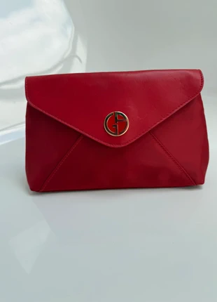 Trousse de maquillage Armani, marque: Armani, état: Neuf sans étiquette, 10,00 €, 11,20 € Protection acheteurs incluse