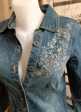 Veste en jean cintrée perles et sequins, brand: Point Zero, condition: Very good, size: S / 36 / 8, €12.00, €13.30 includes Buyer Protection Pro