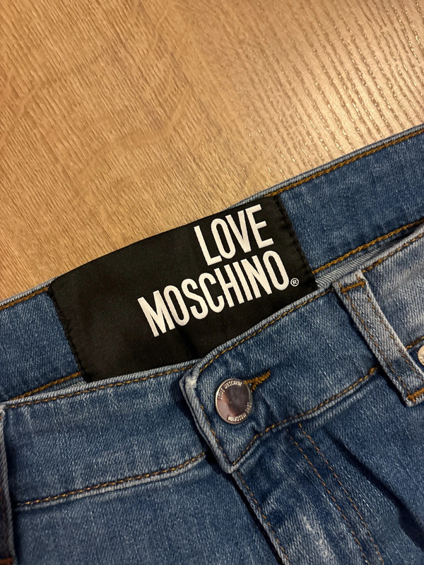 Jean homme Moschino 3