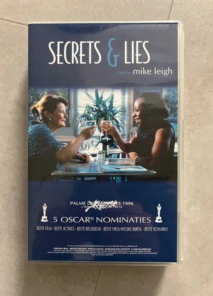 Secrets & Lies VHS, staat: Heel goed, € 5,00, € 5,95 inclusief Kopersbescherming