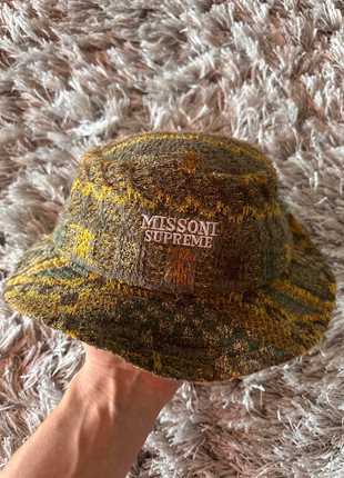 Supreme x Missoni Bucket Hat