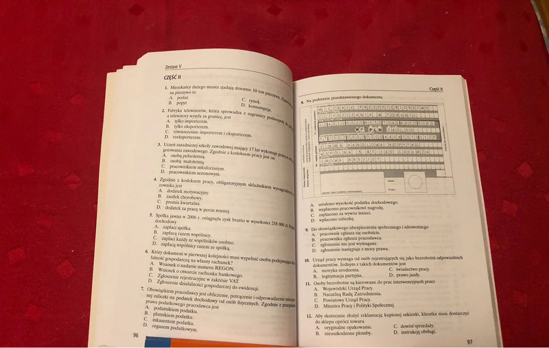 Graniastosłupy Sprawdzian Klasa 8 Wsip Egzamin zawodowy -testy i zadania z rozwiązaniami , WSiP | Vinted