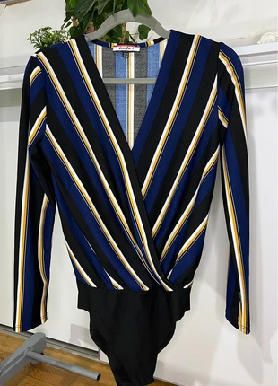 Body Jennyfer xs, brand: Jennyfer, condizioni: Ottime, taglia: XS / IT 38 / EU 34, €2.00, €2.80 include la Protezione acquisti