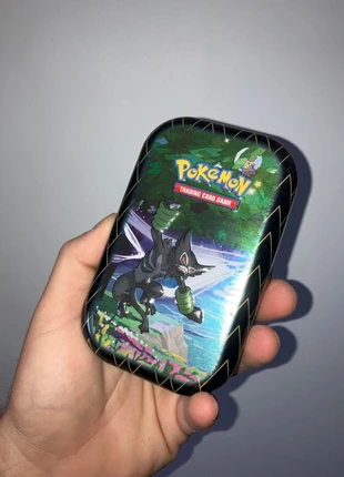 Tin Box Zarude Scarabrute Destinées Radieuses 2021, marca: Pokémon, estado: Bom, €2.99, €3.84 inclui Proteção do Comprador