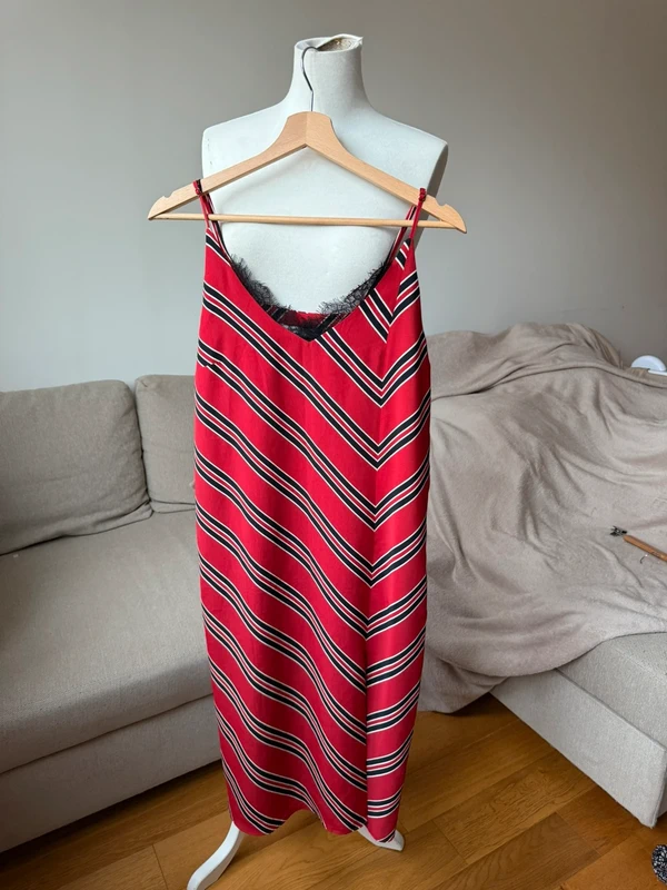 Magnifique robe Mango S/36