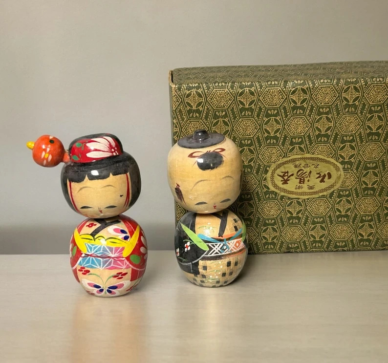 4" Kokeshi Doll Couple Man Woman in Original Box 2