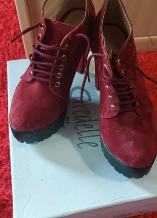 Bottines à talon rouge bordeaux taille 36, estado: Novo sem etiquetas, tamanho: 36, €10.00, €11.20 inclui Proteção do Comprador