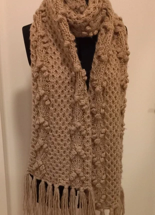 🥶 Etam oversized textured chunky knit scarf light mocha brown, marque: Etam, état: Très bon état, 1,00 €, 1,75 € Protection acheteurs incluse