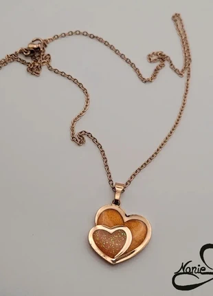 Pendentif en résine cœur doré et orange , marke: Fait Main, zustand: Neu, mit Etikett, 13,00 €, 14,35 € inklusive Vinted-Käuferschutz