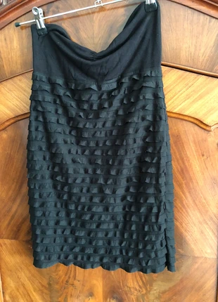 Zwart strapless jurkje divided 36 H&M, marque: Divided, état: Très bon état, taille: S / 36 / 8, 4,95 €, 5,90 € Protection acheteurs incluse
