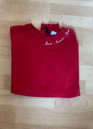 Sweat rouge, marke: H&M, zustand: Sehr gut, größe: XS / 34 / 6, 5,00 €, 5,95 € inklusive Vinted-Käuferschutz