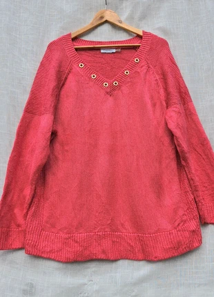 Pull Calvin Klein en coton taille XXL, avec détails dorés, marque: Calvin Klein, état: Très bon état, taille: XXL / 44 / 16, 26,00 €, 28,00 € Protection acheteurs incluse