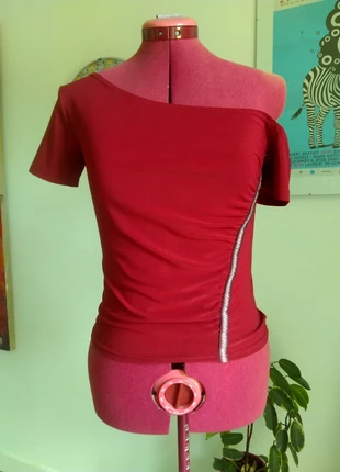 Top rouge bordeaux asymétrique épaule dénudée vintage 38/40 , brand: Vintage, condition: Very good, size: M / 38 / 10, €9.00, €10.15 includes Buyer Protection