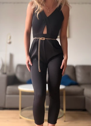 Combinaison Noire / Stylish Black Overall, merk: Black Jumpsuit, staat: Nieuw zonder prijskaartje, maat: S / 36 / 8, € 8,00, € 9,10 inclusief Kopersbescherming