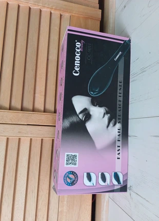 Brosse lissante électrique Cenocco, merk: Cenocco, staat: Heel goed, € 15,00, € 16,45 inclusief Kopersbescherming