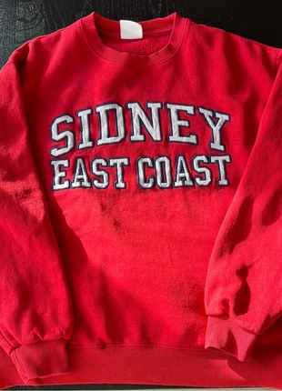 Rode trui met letters, marque: Pull & Bear, état: Très bon état, taille: S / 36 / 8, 5,00 €, 5,95 € Protection acheteurs incluse