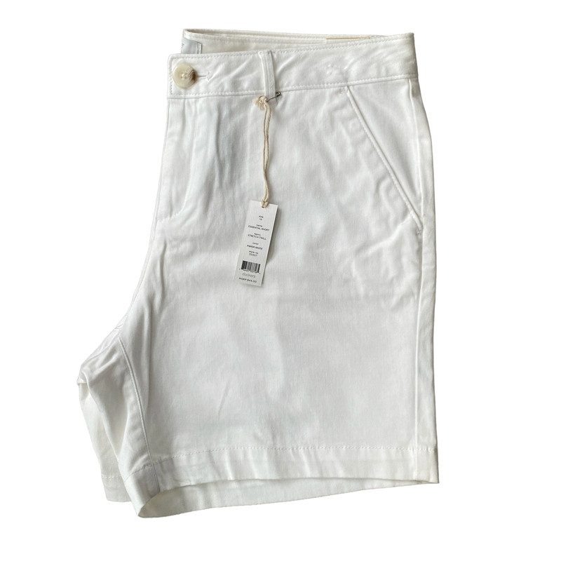 Dockers women's size 10 white essential stretch chino twill shorts 6" inseam NWT 5