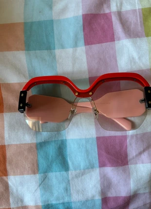 Lacomedi Vintage style oversized sunglasses, brand: Lacomedi, condition: Good, £6.00, £7.00 includes Buyer Protection