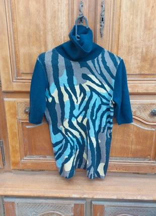 Pullover col roulé line cashmere bleu marine 42 Madeleine état neuf, marque: Madeleine, état: Très bon état, taille: XL / 42 / 14, 21,00 €, 22,75 € Protection acheteurs incluse