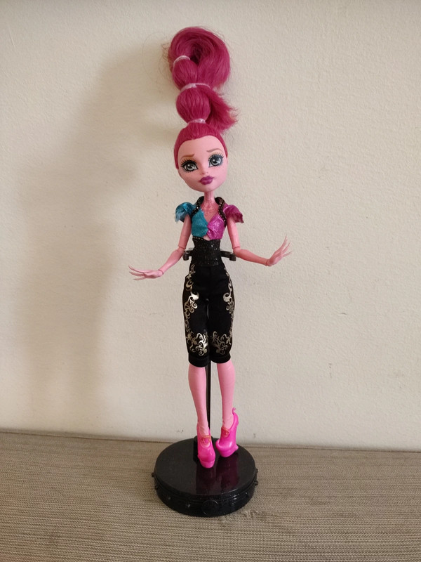 Monster high sales gigi grant doll