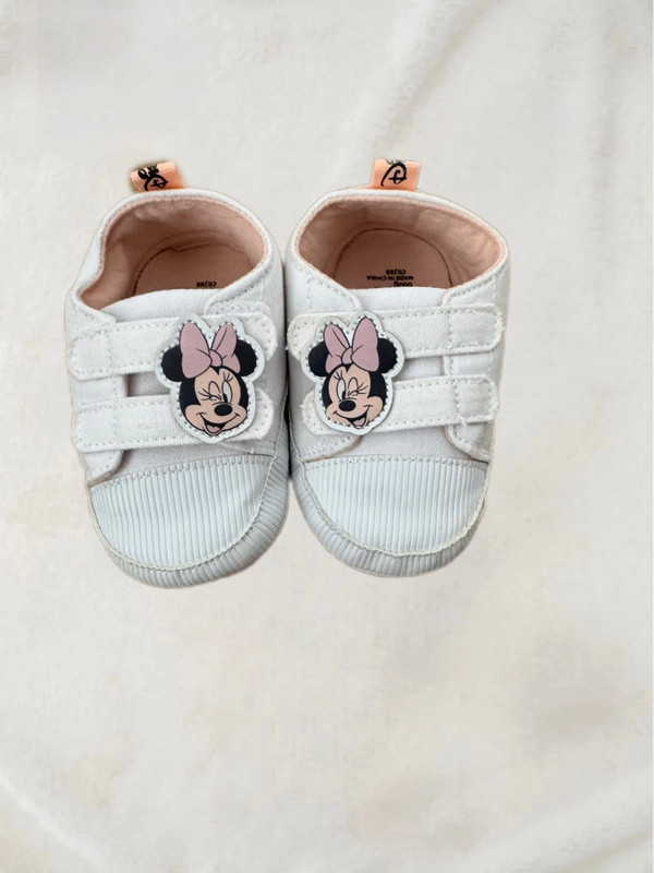 🌺Paire de chaussures Minnie🌺