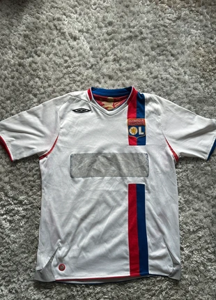 Maillot Foot Olympique Lyonnais Vintage 2006-2007, marque: Umbro, état: Bon état, taille: XS, 4,90 €, 5,85 € Protection acheteurs incluse