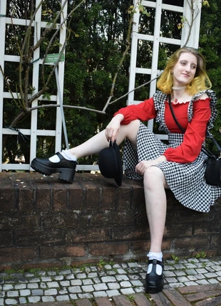 süßer Latzrock mit Vichy-Karo, merk: COQUETTE, staat: Heel goed, maat: XS / 34 / 6, € 6,00, € 7,00 inclusief Kopersbescherming