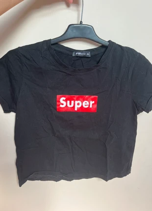 Tee shirt Fb Sister XS, marque: FB Sister, état: Très bon état, taille: XS / 34 / 6, 1,00 €, 1,75 € Protection acheteurs incluse