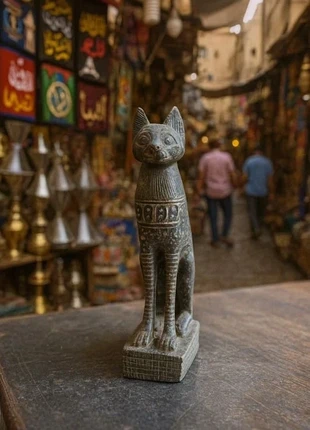 Statue égyptienne de Bastet en pierre – sculpture artisanale année 60-80, état: Très bon état, 42,50 €, 45,33 € Protection acheteurs incluse