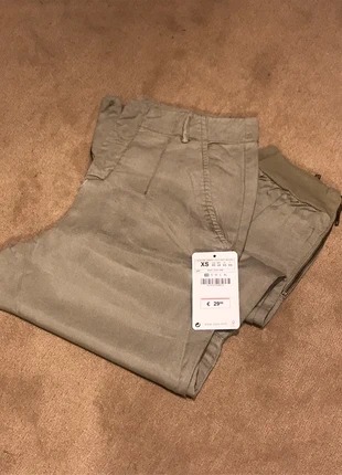 Pantalon Zara (Antes 29,95), marca: Zara, estado: Novo com etiquetas, tamanho: XS / 34 / 6, €12.50, €13.83 inclui Proteção do Comprador