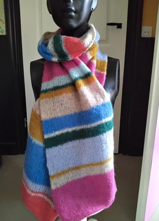 Handgebreide sjaal van alpaca/ zijde, 2 meter, merk: made by me, staat: Nieuw zonder prijskaartje, € 29,95, € 32,15 inclusief Kopersbescherming