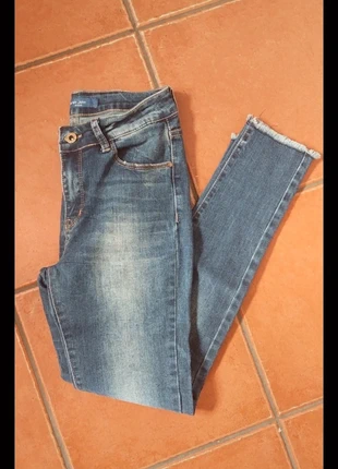 Calças de ganga novas, marca: Sarah John, estado: Nuevo sin etiquetas, tamaño: S / 36 / 8, 13,00 €, 14,35 € Protección al comprador incluida